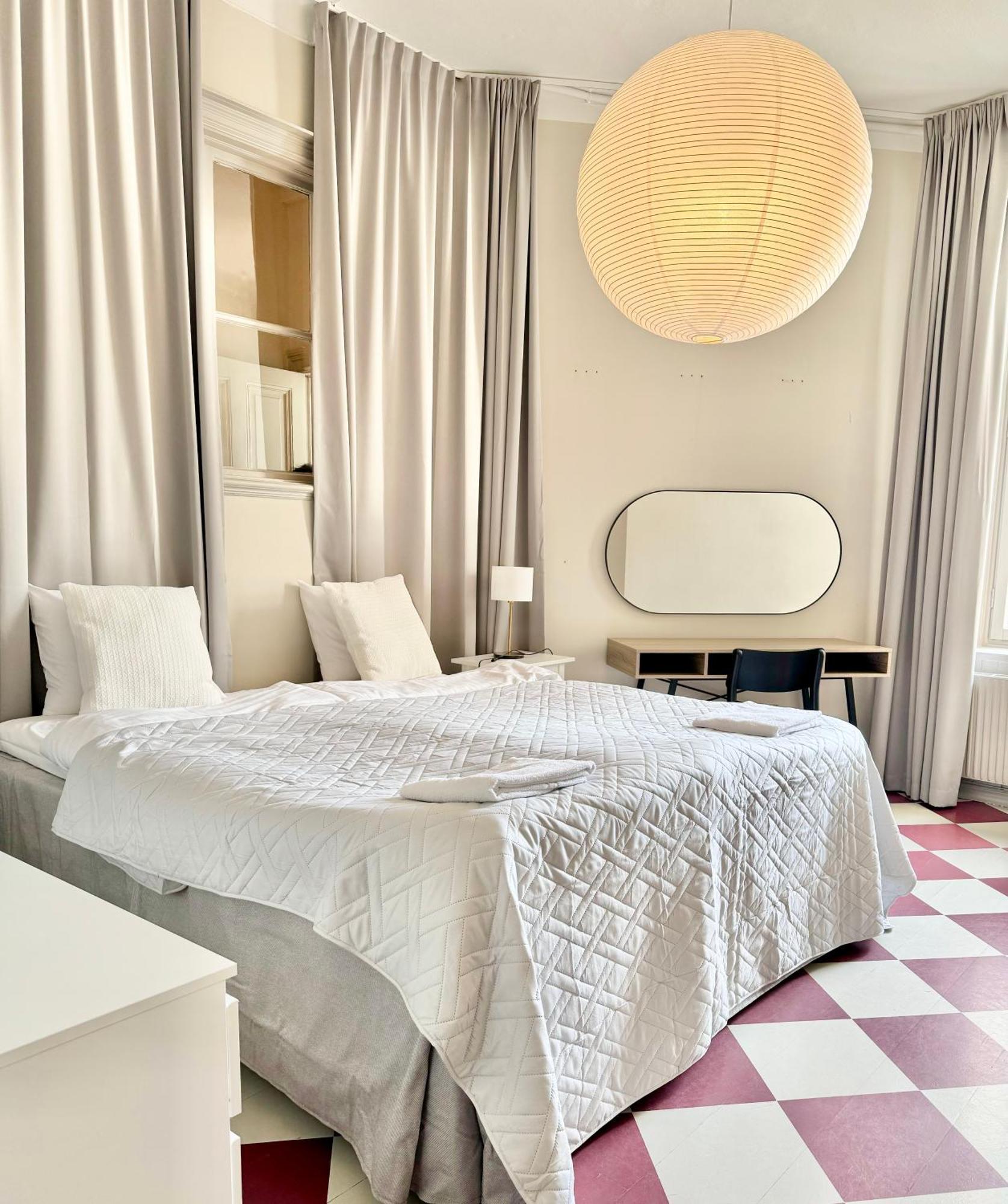 Appartement Laegenhet Med Fantastiskt Laege à Ville de Ville de Stockholm Extérieur photo